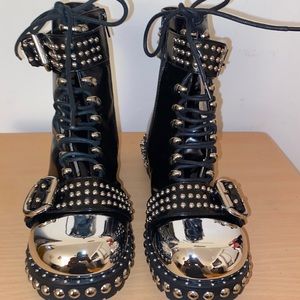 *WORN ONCE !!!!* JEFFERY CAMPBELL BLACK STUDED BIKER BOOTS